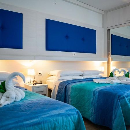 Villa Lucilla Lignano Sabbiadoro Bagian luar foto