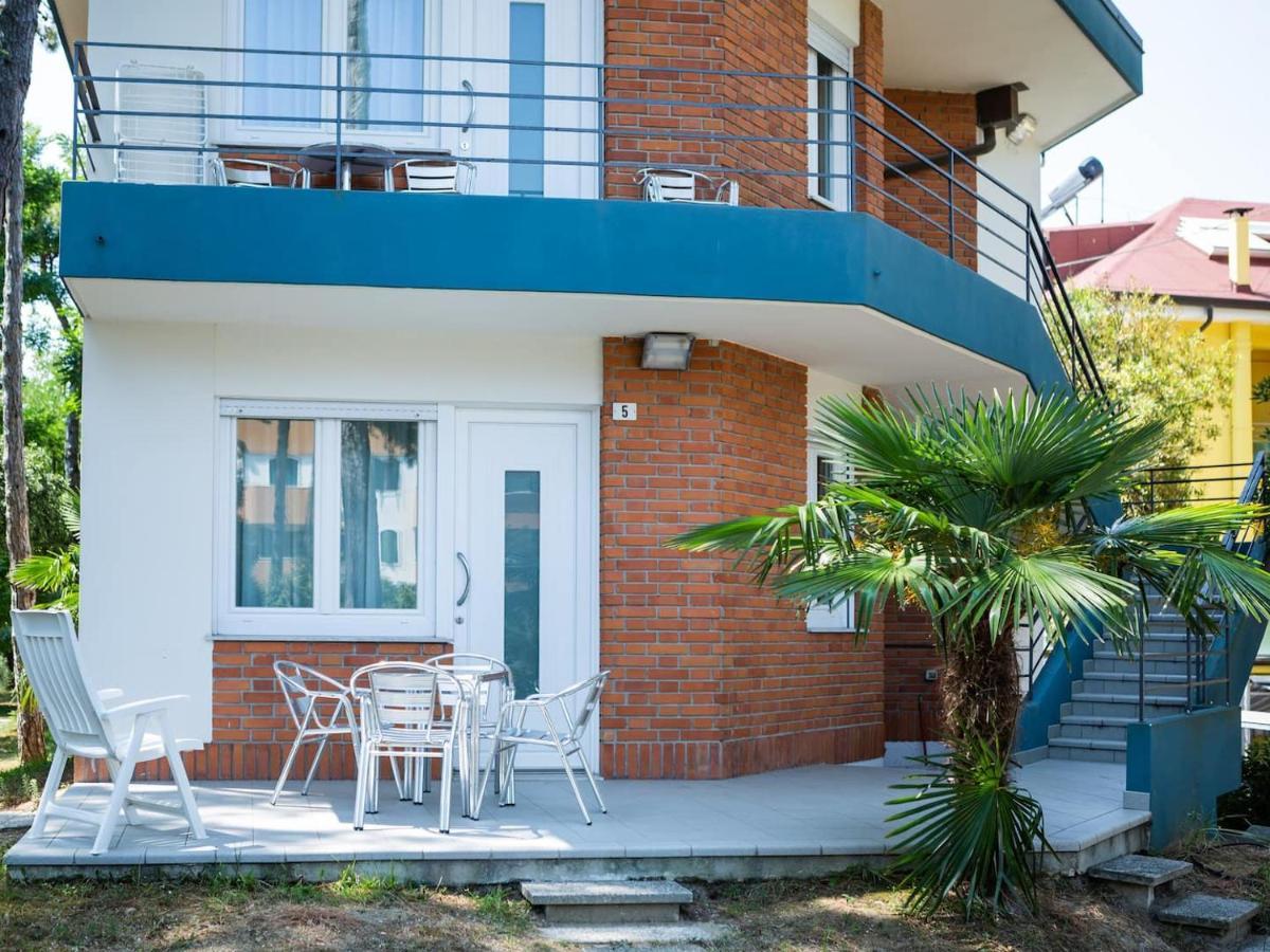 Villa Lucilla Lignano Sabbiadoro Bagian luar foto