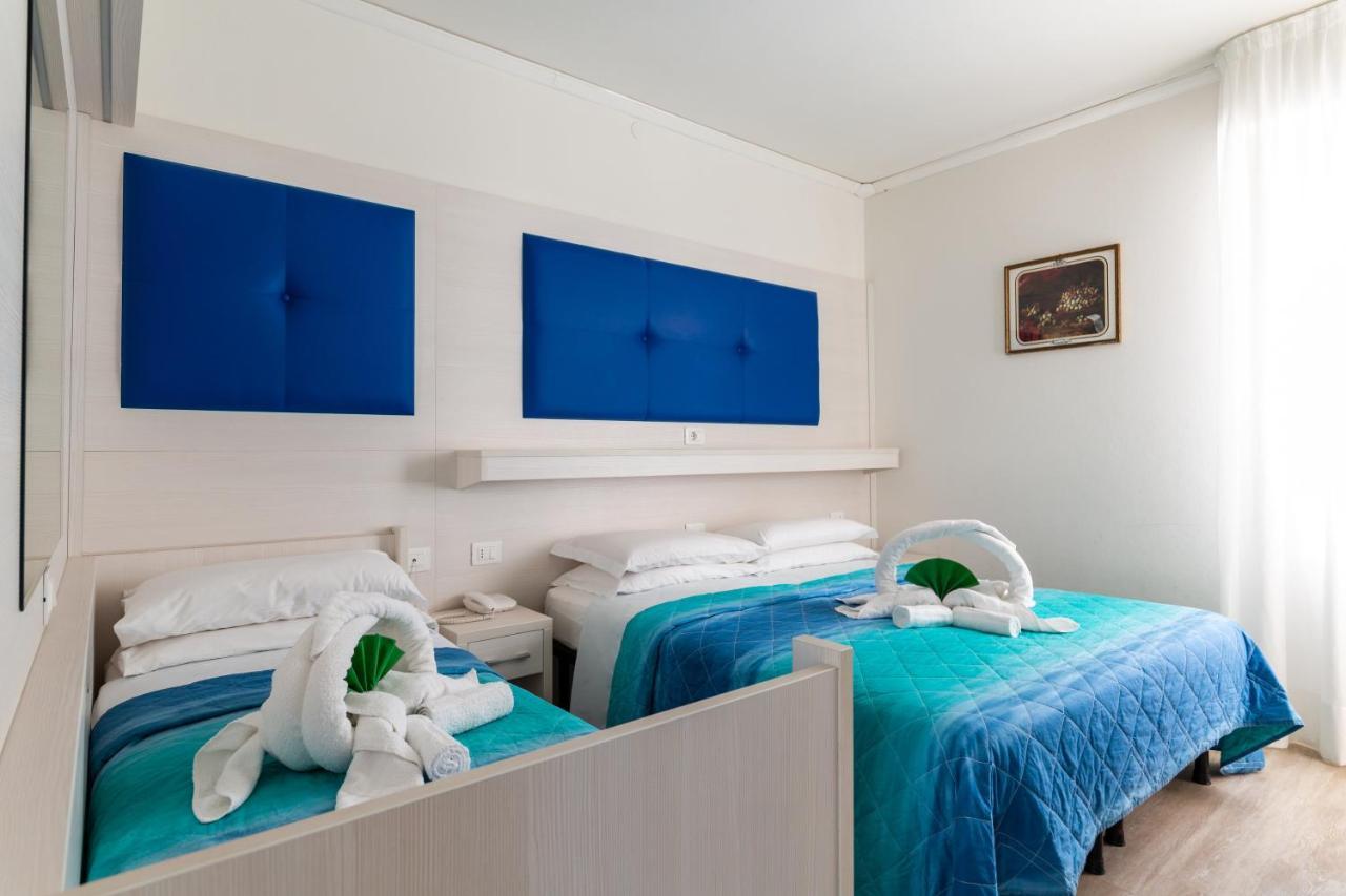 Villa Lucilla Lignano Sabbiadoro Bagian luar foto