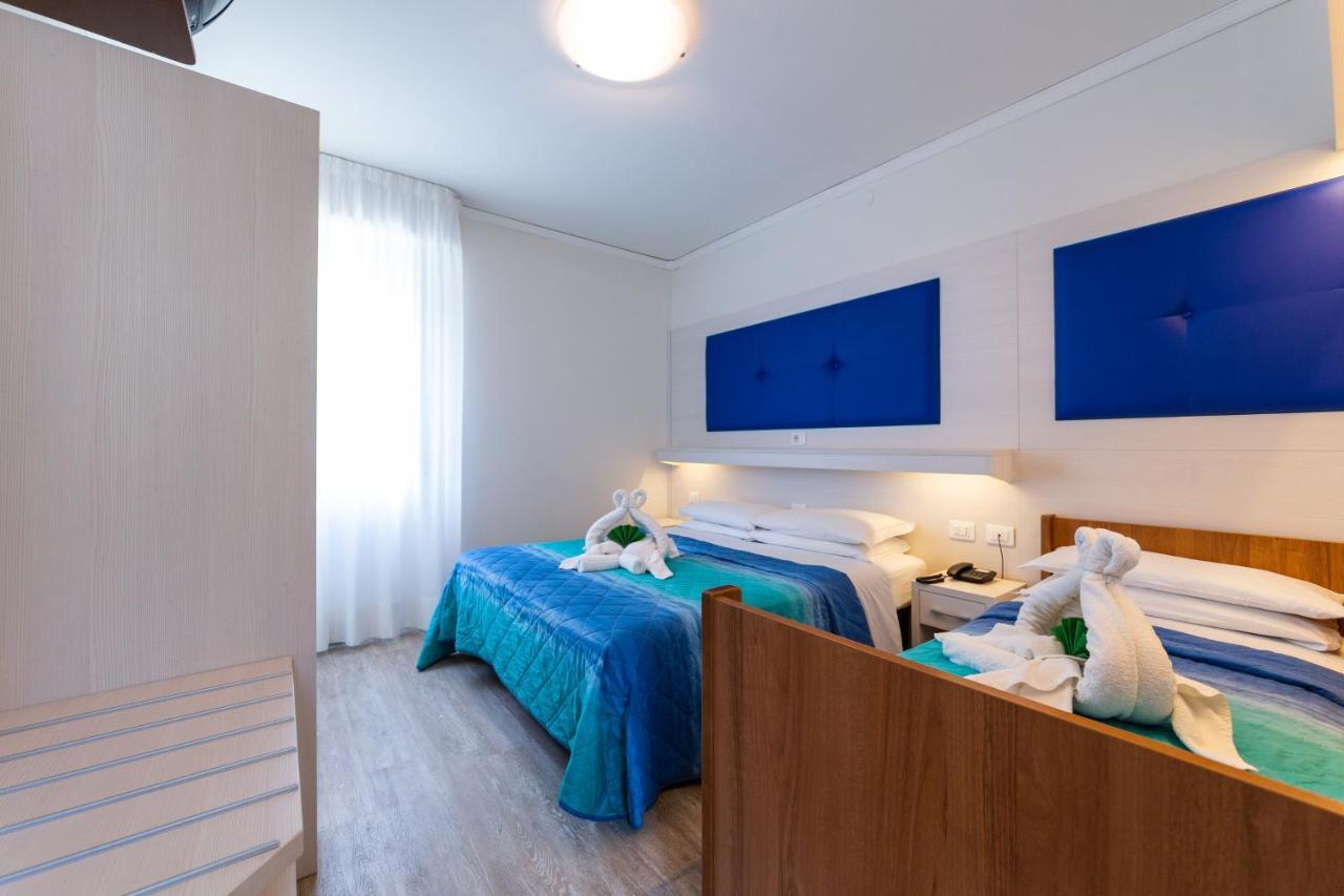 Villa Lucilla Lignano Sabbiadoro Bagian luar foto