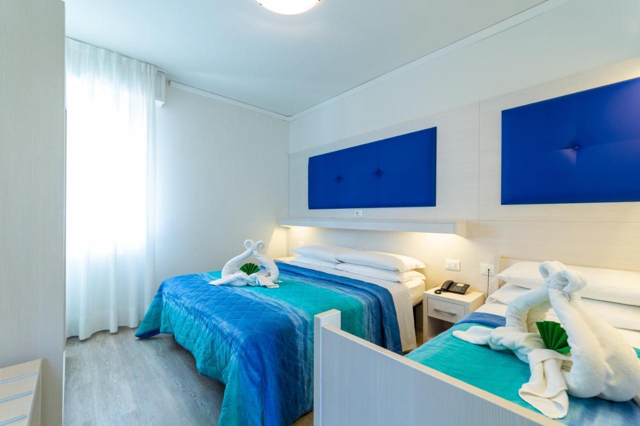 Villa Lucilla Lignano Sabbiadoro Bagian luar foto