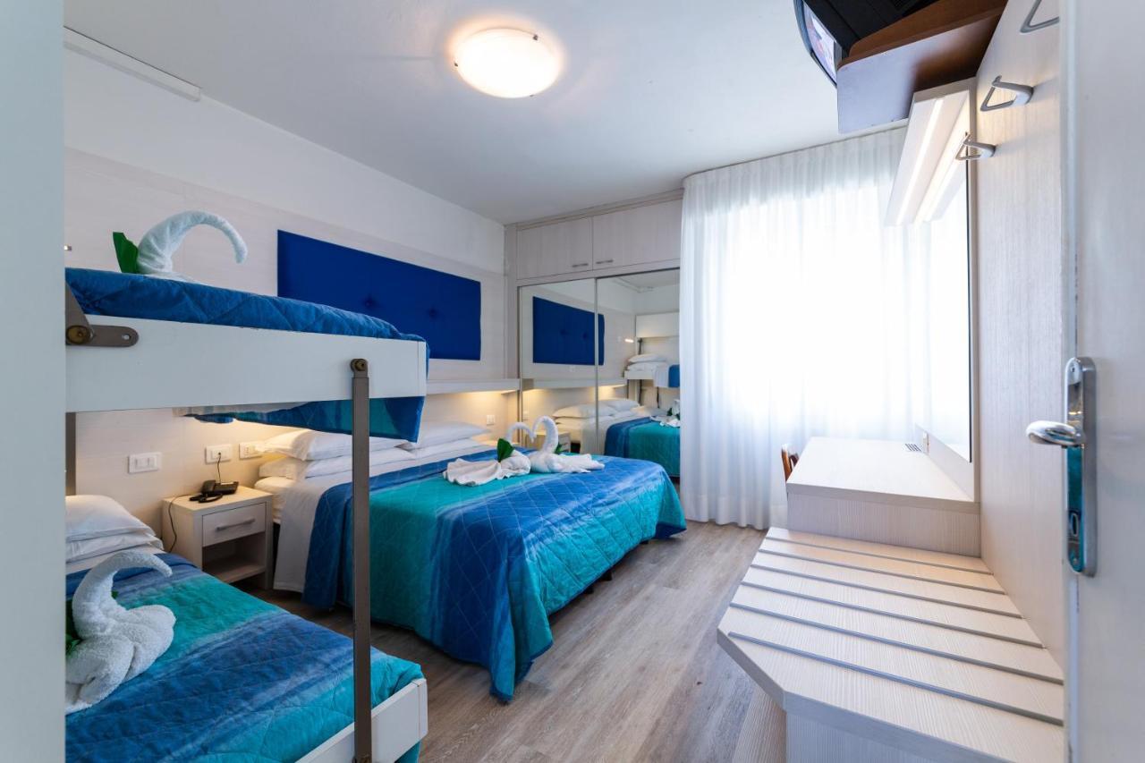 Villa Lucilla Lignano Sabbiadoro Bagian luar foto