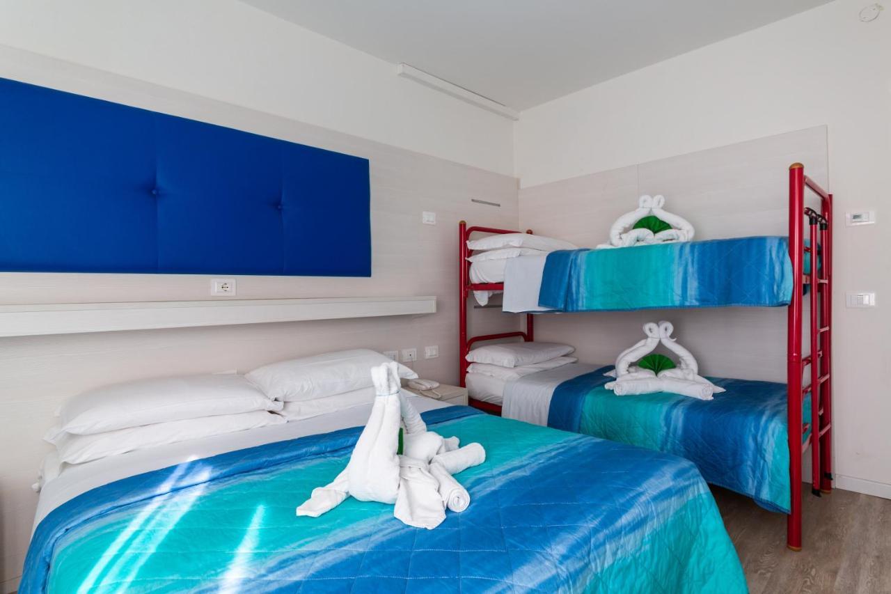 Villa Lucilla Lignano Sabbiadoro Bagian luar foto