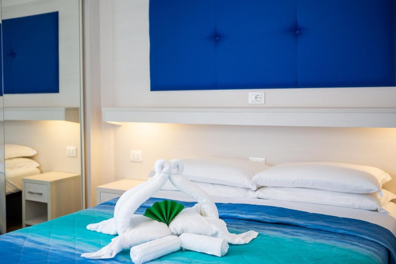 Villa Lucilla Lignano Sabbiadoro Bagian luar foto